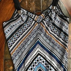 White House Black Market Top Size Medium Like new